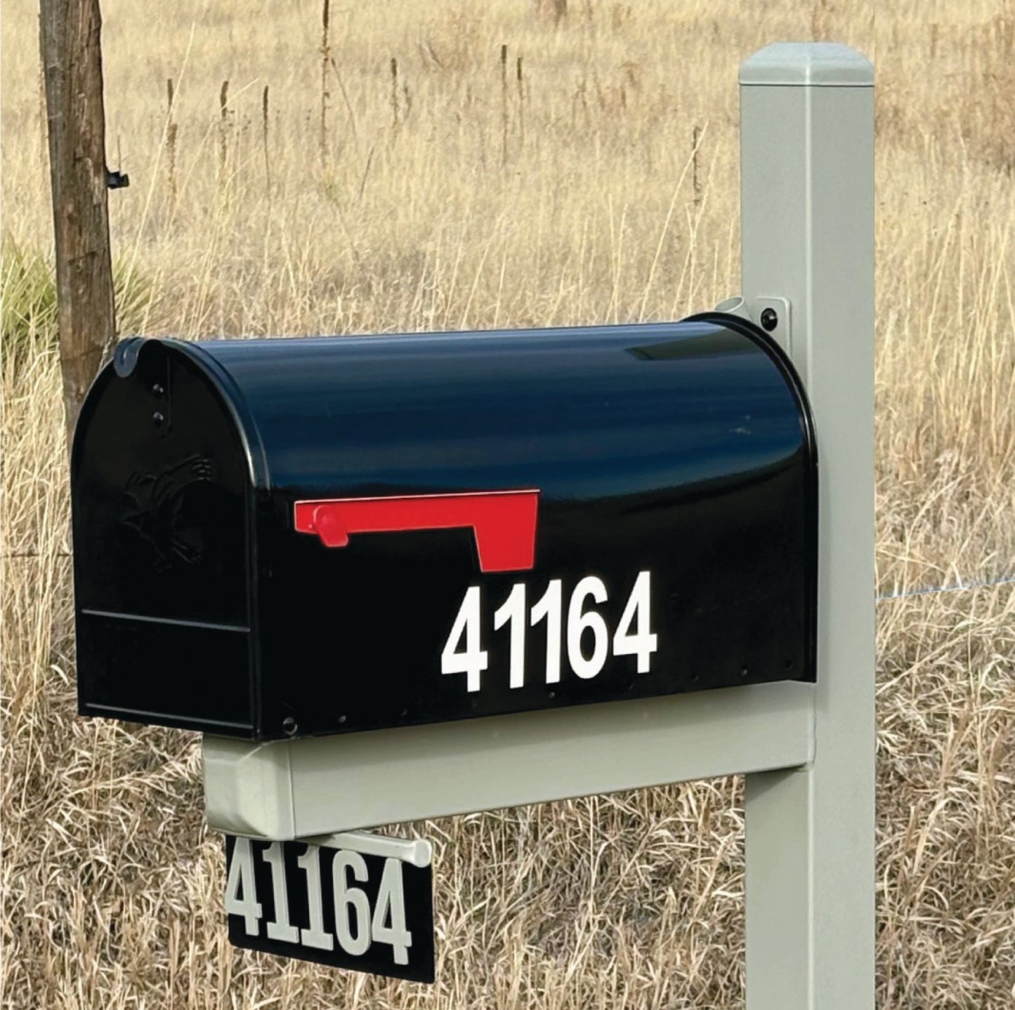 Single Mailbox Stand